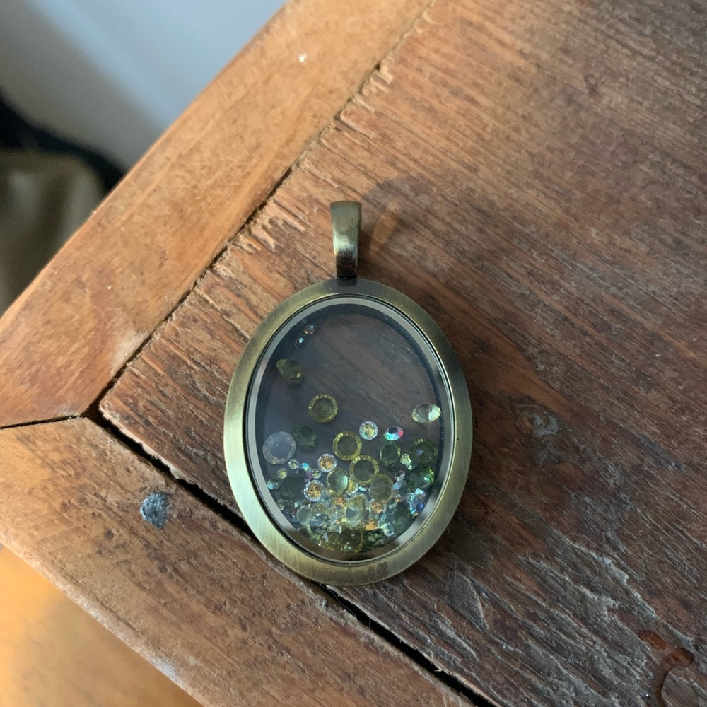 Pendant